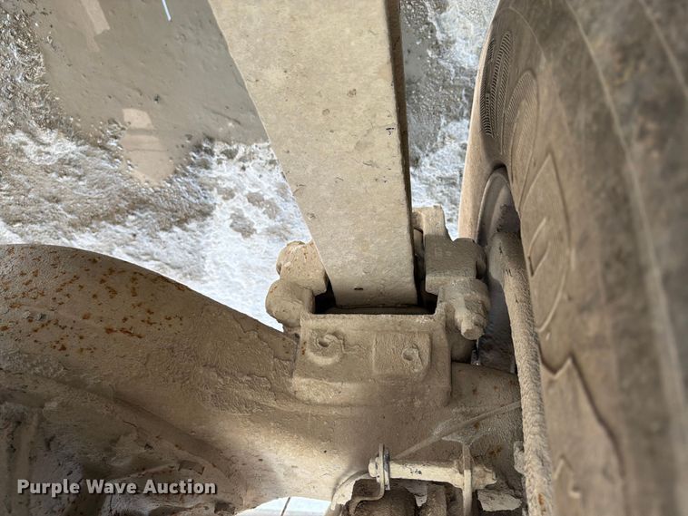 image for item DN6667 2006 Mack Granite CV713  ready mix truck
