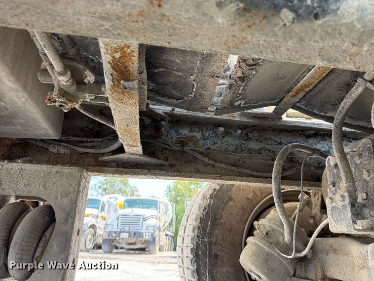 image for item DN6667 2006 Mack Granite CV713  ready mix truck