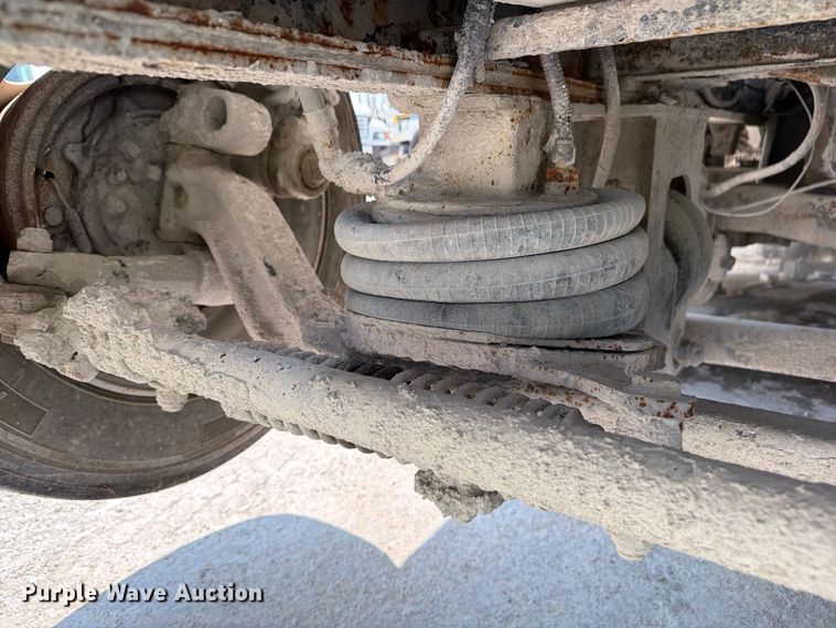 image for item DN6667 2006 Mack Granite CV713  ready mix truck