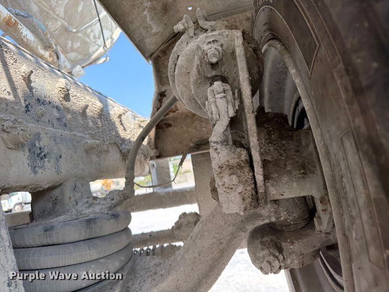 image for item DN6667 2006 Mack Granite CV713  ready mix truck