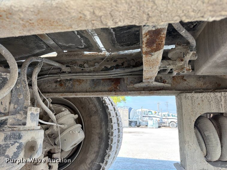image for item DN6667 2006 Mack Granite CV713  ready mix truck