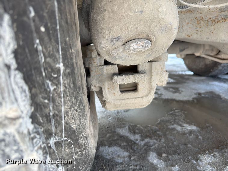 image for item DN6667 2006 Mack Granite CV713  ready mix truck
