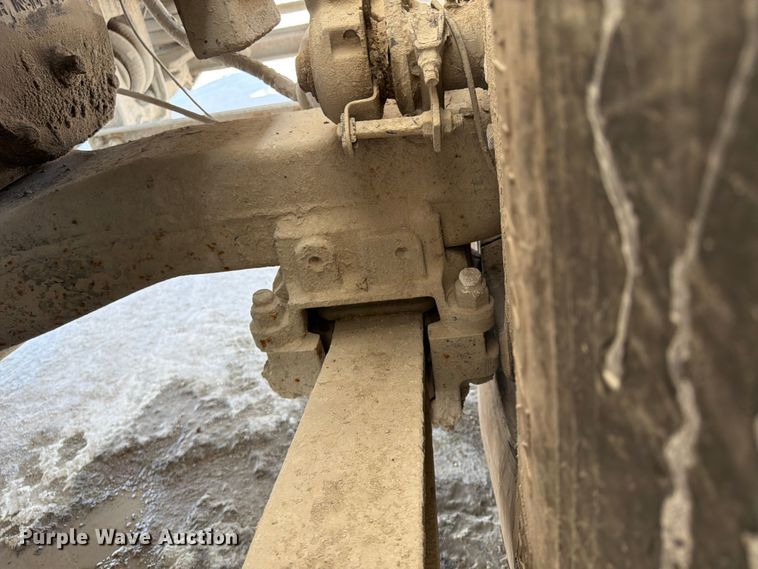 image for item DN6667 2006 Mack Granite CV713  ready mix truck