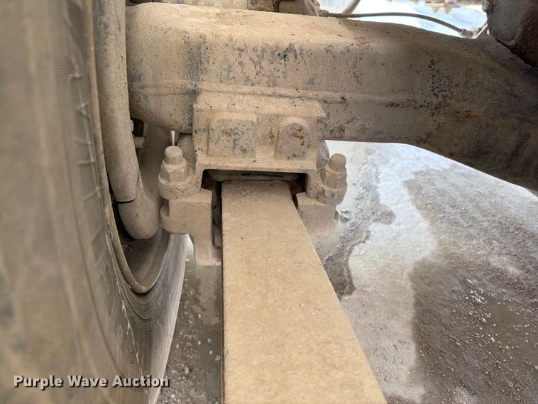image for item DN6667 2006 Mack Granite CV713  ready mix truck