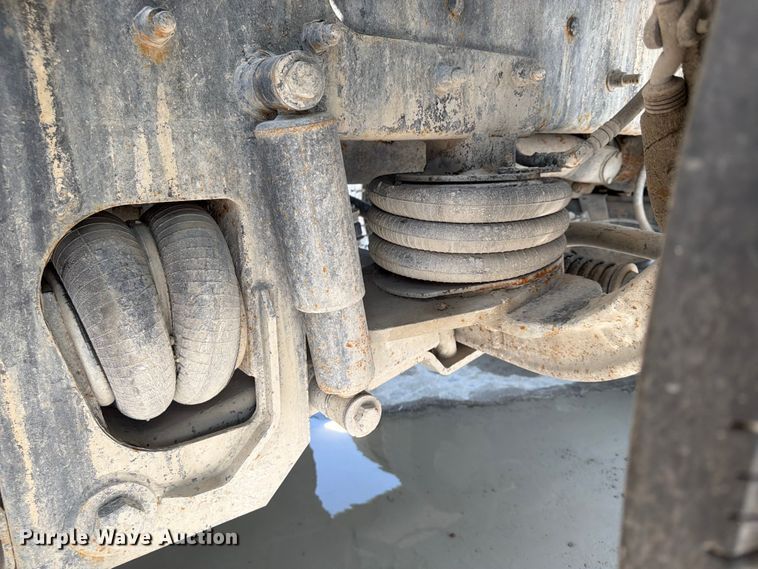 image for item DN6667 2006 Mack Granite CV713  ready mix truck
