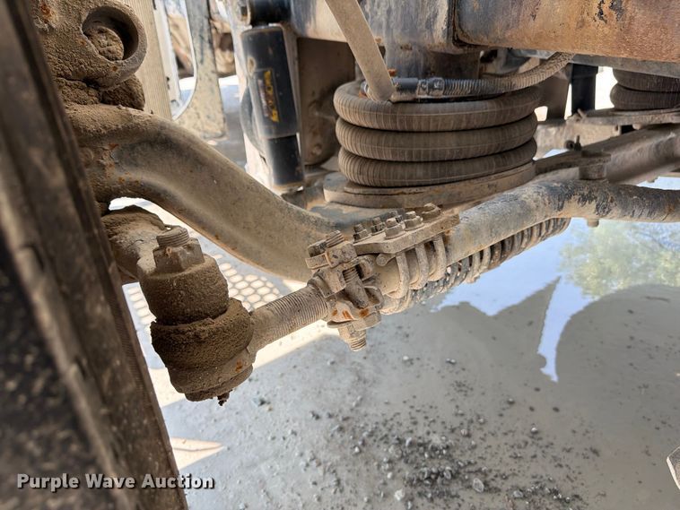 image for item DN6667 2006 Mack Granite CV713  ready mix truck