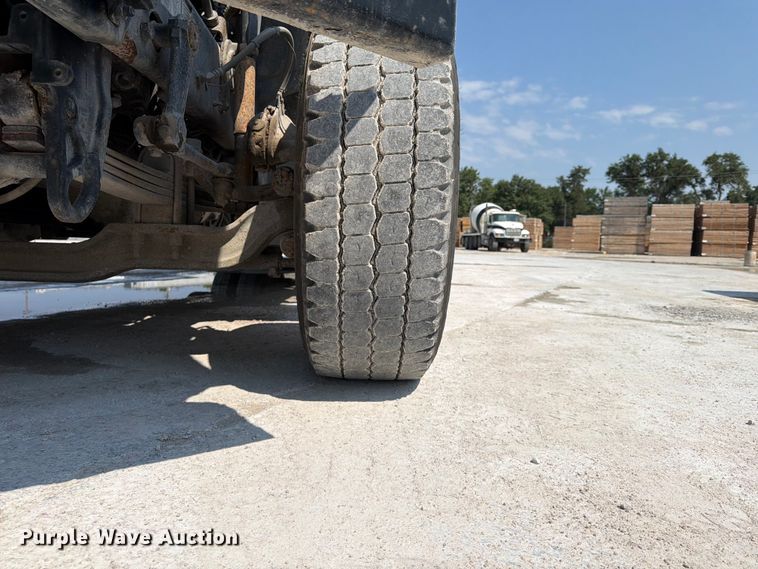 image for item DN6667 2006 Mack Granite CV713  ready mix truck