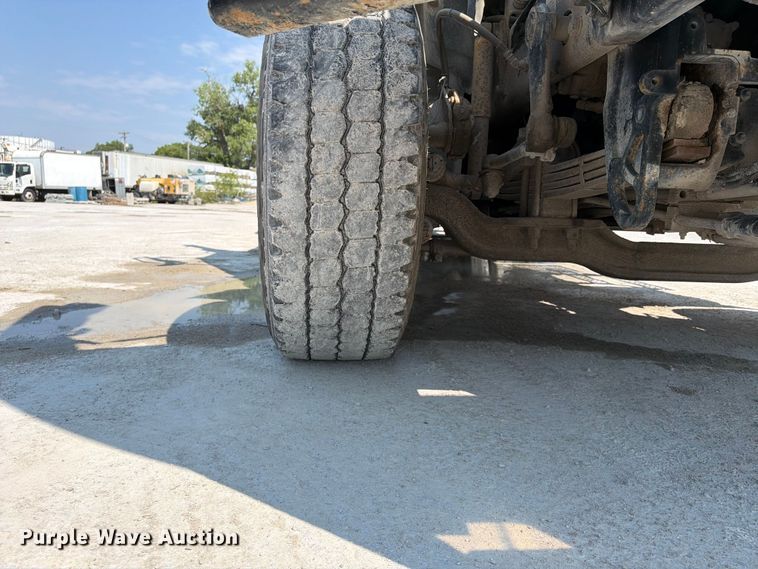 image for item DN6667 2006 Mack Granite CV713  ready mix truck