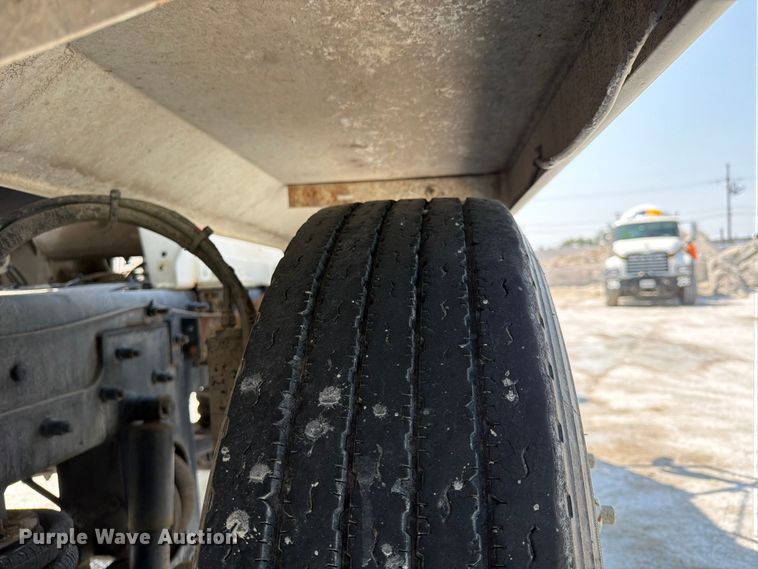 image for item DN6667 2006 Mack Granite CV713  ready mix truck