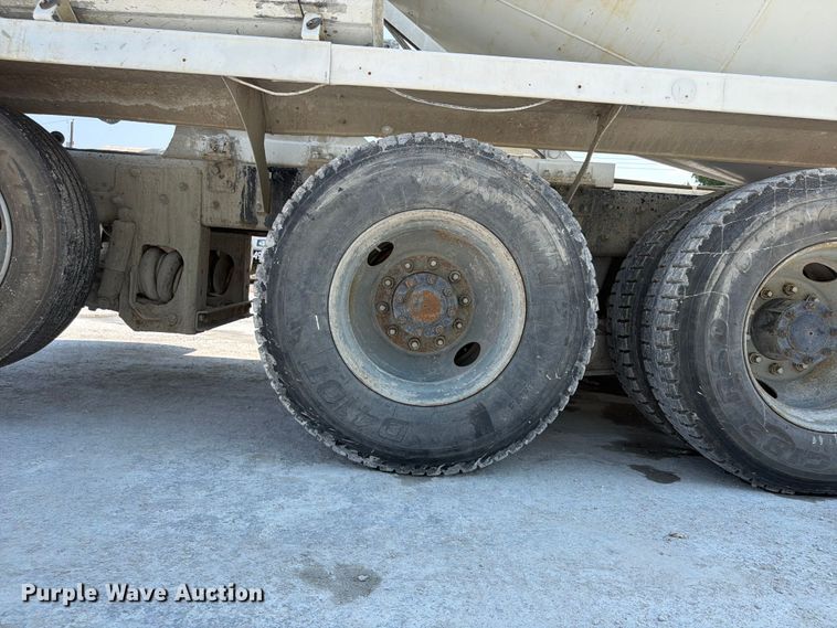 image for item DN6667 2006 Mack Granite CV713  ready mix truck