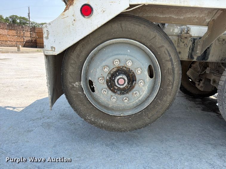 image for item DN6667 2006 Mack Granite CV713  ready mix truck