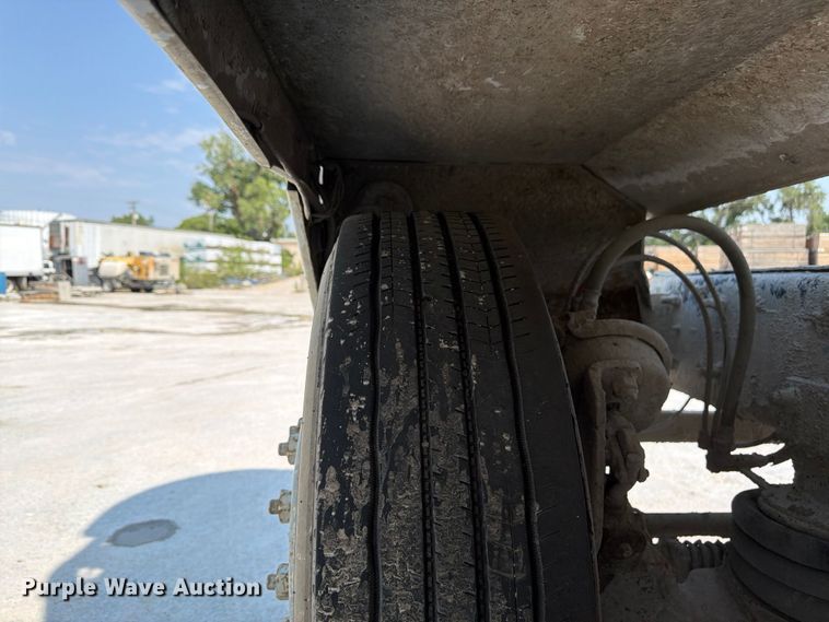 image for item DN6667 2006 Mack Granite CV713  ready mix truck