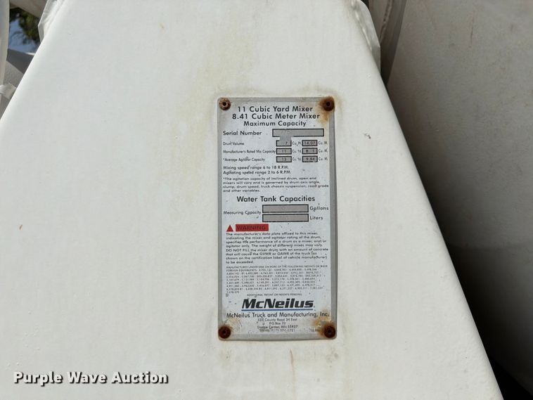 image for item DN6667 2006 Mack Granite CV713  ready mix truck