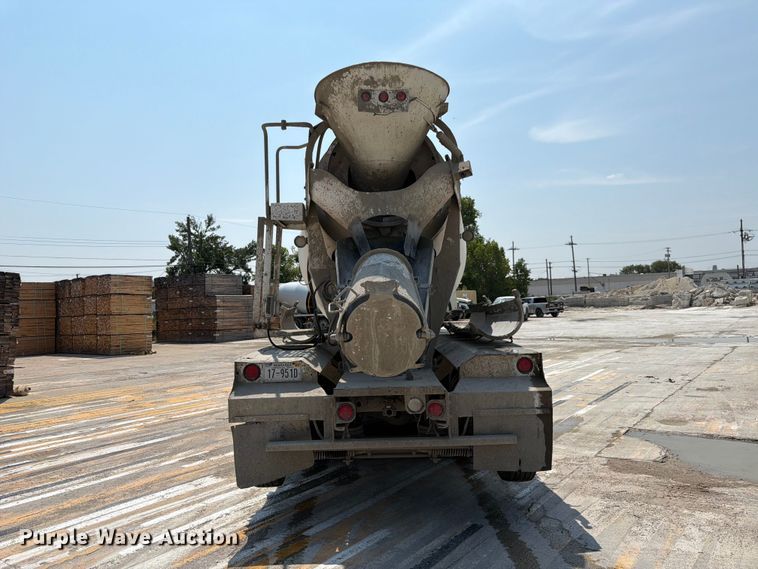 image for item DN6668 2006 Mack Granite CV713 ready mix truck