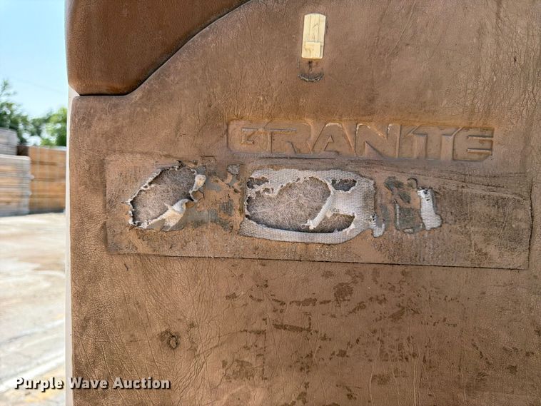 image for item DN6668 2006 Mack Granite CV713 ready mix truck