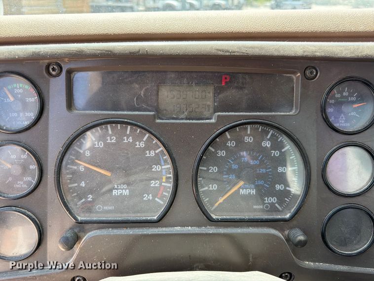 image for item DN6668 2006 Mack Granite CV713 ready mix truck