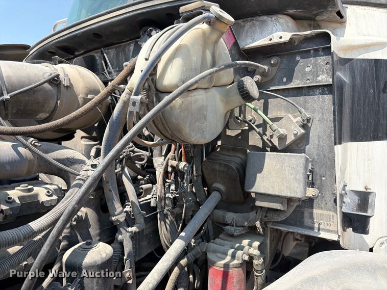 image for item DN6668 2006 Mack Granite CV713 ready mix truck