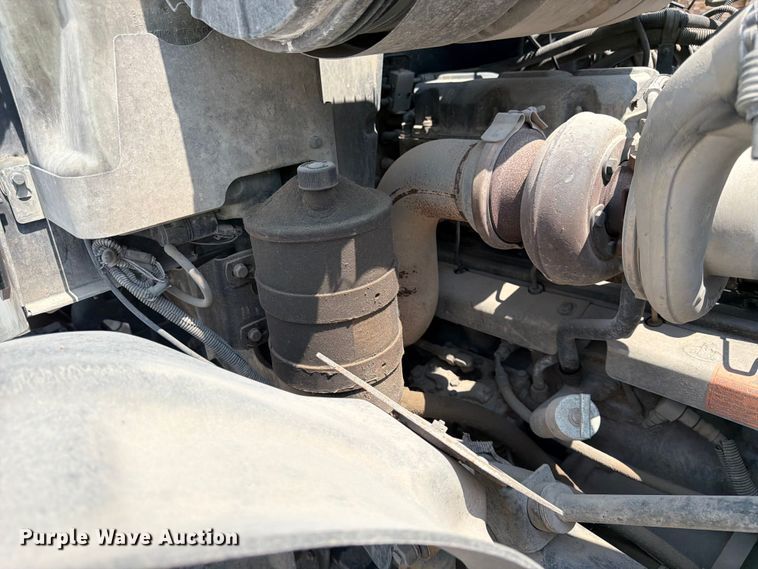 image for item DN6668 2006 Mack Granite CV713 ready mix truck