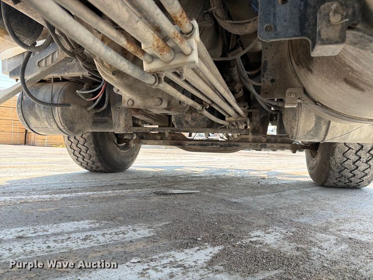 image for item DN6668 2006 Mack Granite CV713 ready mix truck