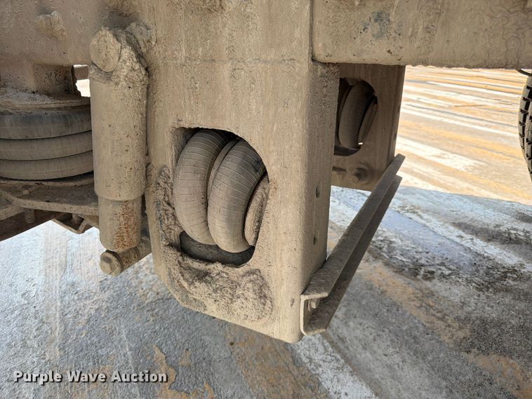 image for item DN6668 2006 Mack Granite CV713 ready mix truck