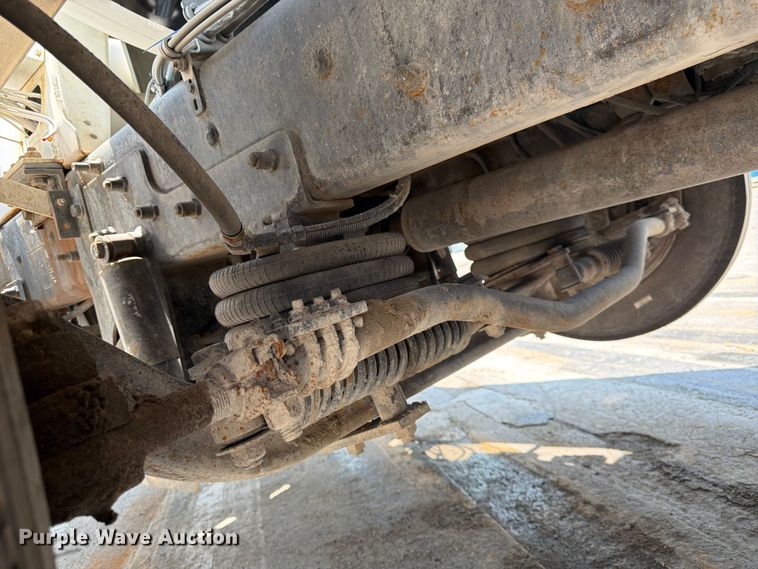image for item DN6668 2006 Mack Granite CV713 ready mix truck