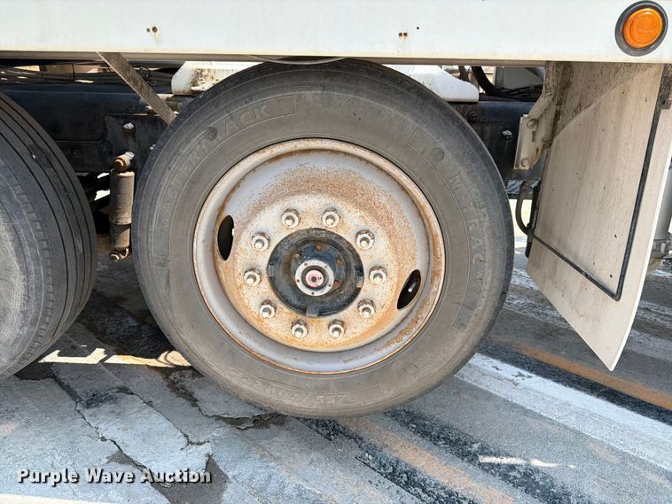 image for item DN6668 2006 Mack Granite CV713 ready mix truck