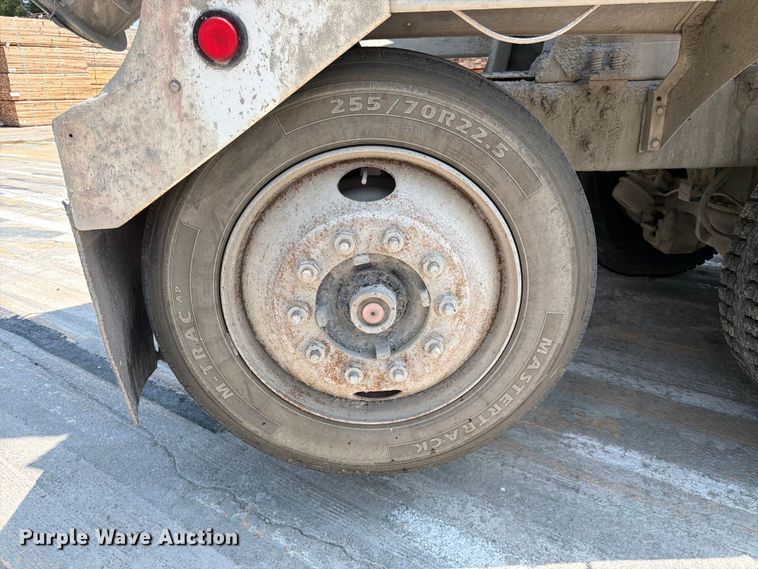 image for item DN6668 2006 Mack Granite CV713 ready mix truck