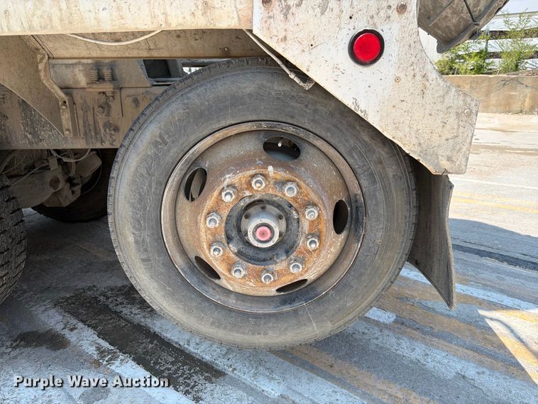 image for item DN6668 2006 Mack Granite CV713 ready mix truck