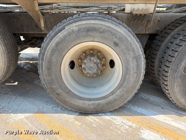 image for item DN6668 2006 Mack Granite CV713 ready mix truck