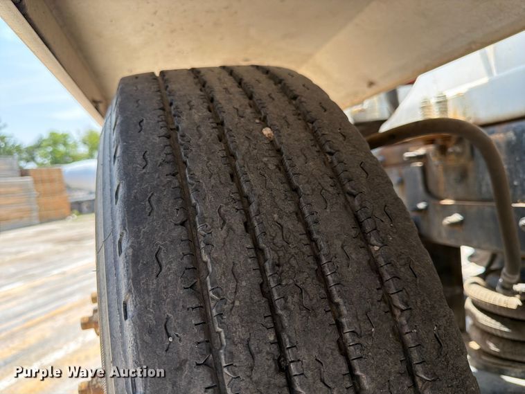 image for item DN6668 2006 Mack Granite CV713 ready mix truck