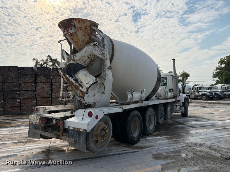 image for item DN6671 2004 Mack Granite CV713 ready mix truck