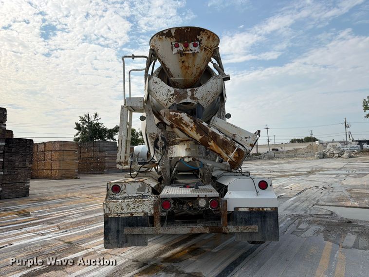 image for item DN6671 2004 Mack Granite CV713 ready mix truck