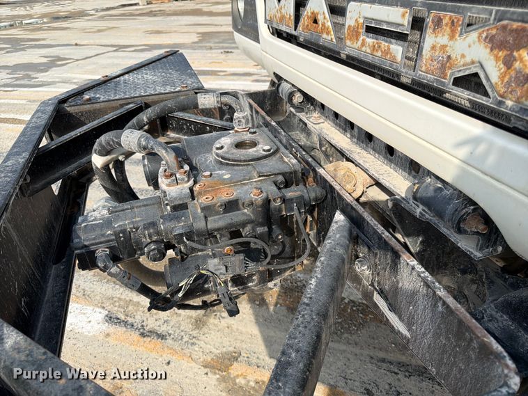 image for item DN6671 2004 Mack Granite CV713 ready mix truck