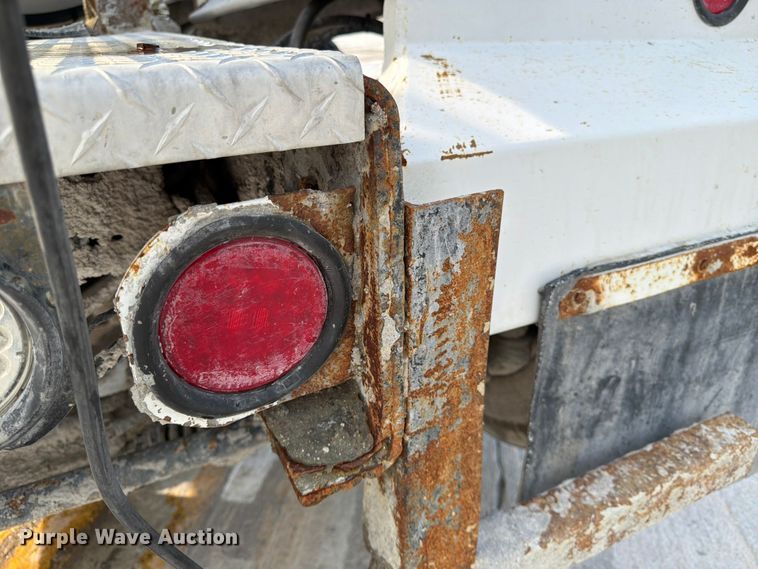 image for item DN6671 2004 Mack Granite CV713 ready mix truck