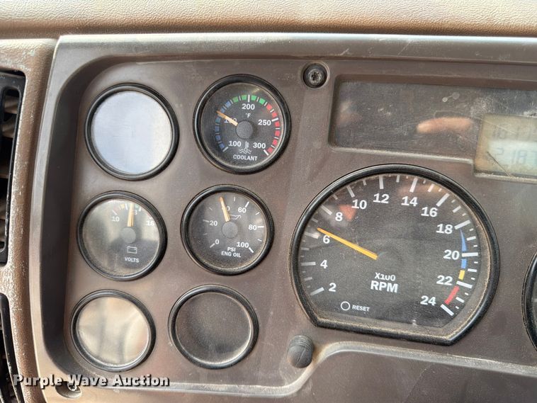 image for item DN6671 2004 Mack Granite CV713 ready mix truck