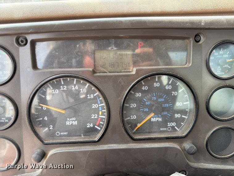 image for item DN6671 2004 Mack Granite CV713 ready mix truck