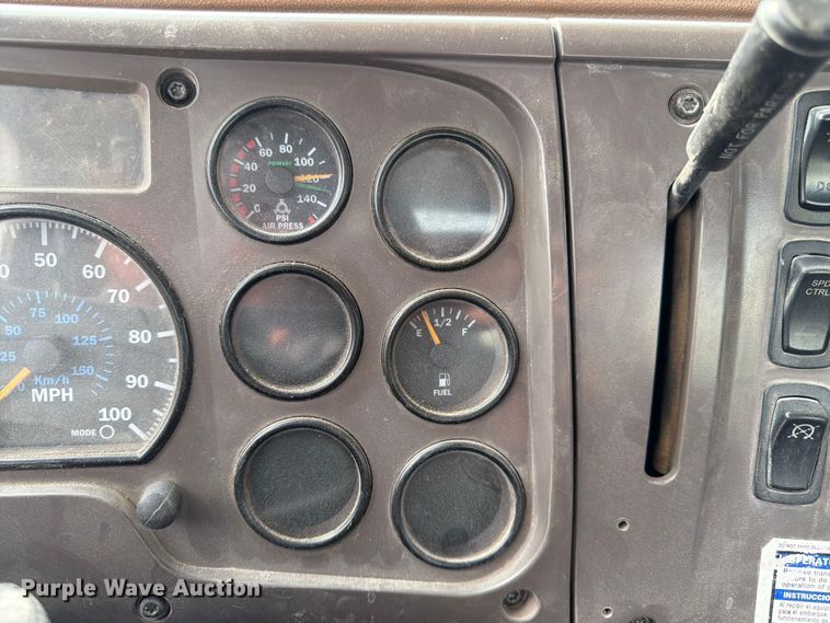 image for item DN6671 2004 Mack Granite CV713 ready mix truck