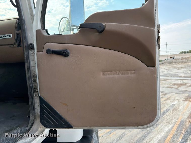 image for item DN6671 2004 Mack Granite CV713 ready mix truck
