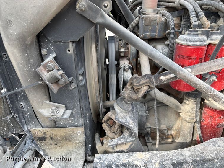 image for item DN6671 2004 Mack Granite CV713 ready mix truck