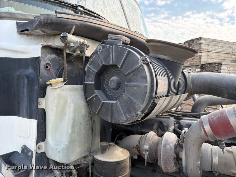 image for item DN6671 2004 Mack Granite CV713 ready mix truck