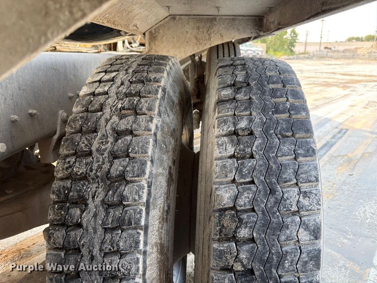 image for item DN6671 2004 Mack Granite CV713 ready mix truck