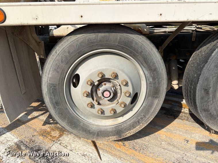 image for item DN6671 2004 Mack Granite CV713 ready mix truck