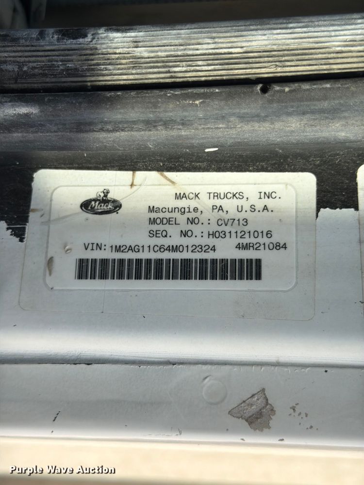 image for item DN6671 2004 Mack Granite CV713 ready mix truck