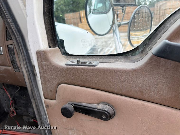 image for item DN6672 2006 Mack Granite CV713 ready mix truck