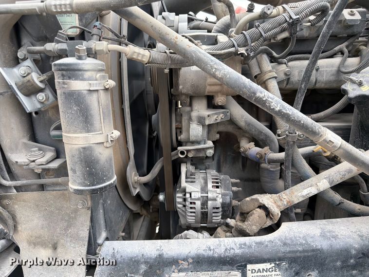 image for item DN6672 2006 Mack Granite CV713 ready mix truck