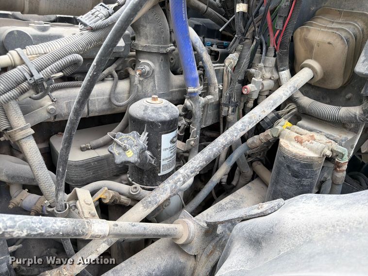 image for item DN6672 2006 Mack Granite CV713 ready mix truck