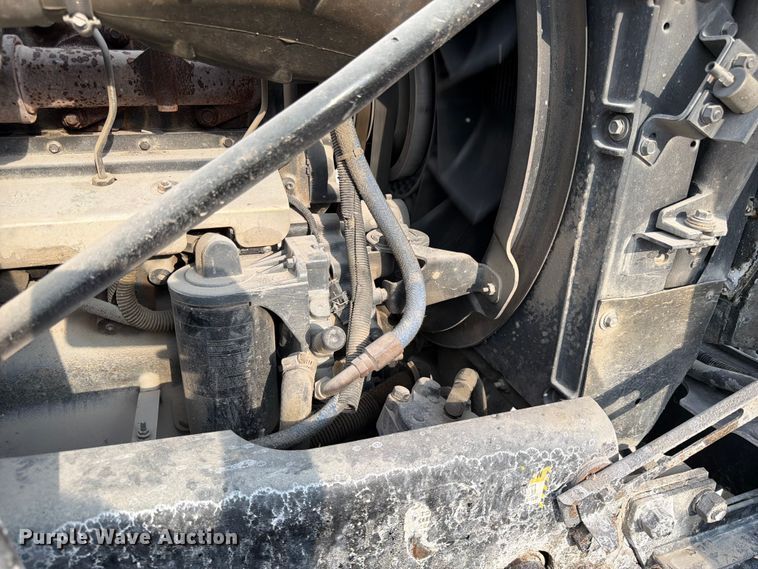 image for item DN6672 2006 Mack Granite CV713 ready mix truck