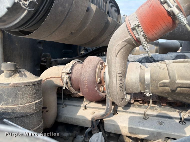 image for item DN6672 2006 Mack Granite CV713 ready mix truck
