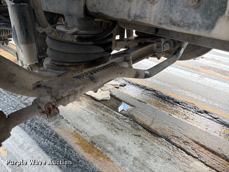 image for item DN6672 2006 Mack Granite CV713 ready mix truck