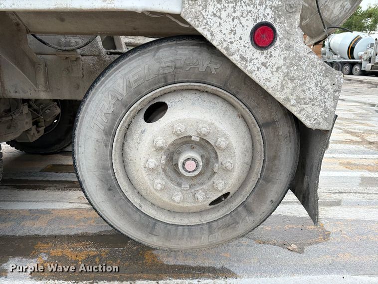image for item DN6672 2006 Mack Granite CV713 ready mix truck